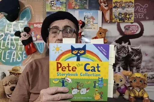 10 Classic Children's Books Every Parent Should Read With Their Kids